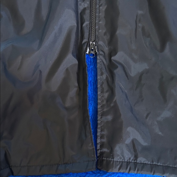 Swim, Surf, and Dive Hooded Parka with dive flag logo. Large. - Picture 4 of 8